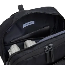 New Rebels – Laptop Rucksack 15,6 Zoll – Schulrucksack & Arbeitstasche – Wasserabweisend – 18L – Nylon/PU – Schwarz