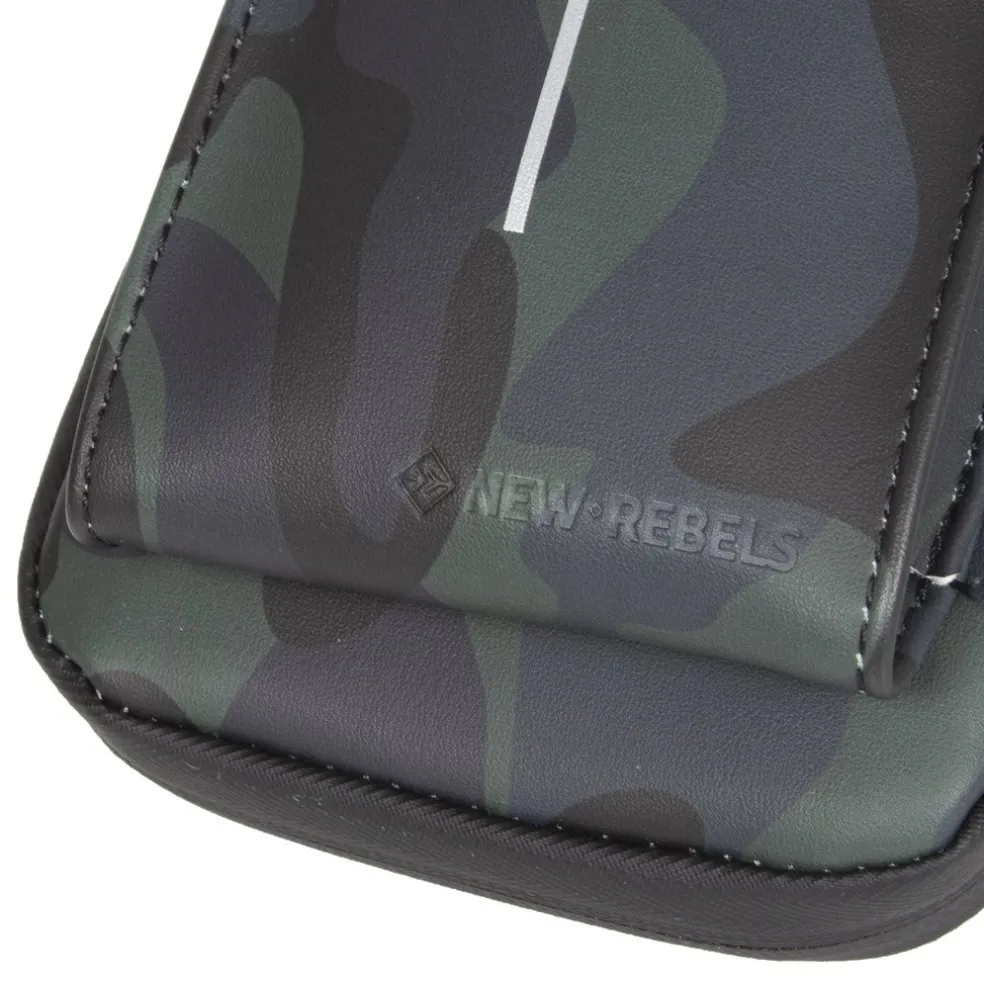 New Rebels ® Mart Wasserabweisende Handytasche Blau Camouflage
