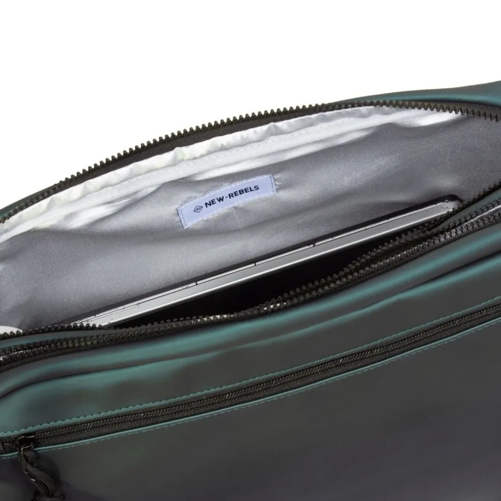New Rebels ® William - Umhängetasche - Dunkelgrün 10L - Wasserabweisend