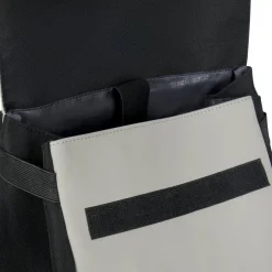 New Rebels Ceres Dothan Schwarz Hellgrau 15L Rucksack mit Klappe Wasserabweisend Laptop 15.6