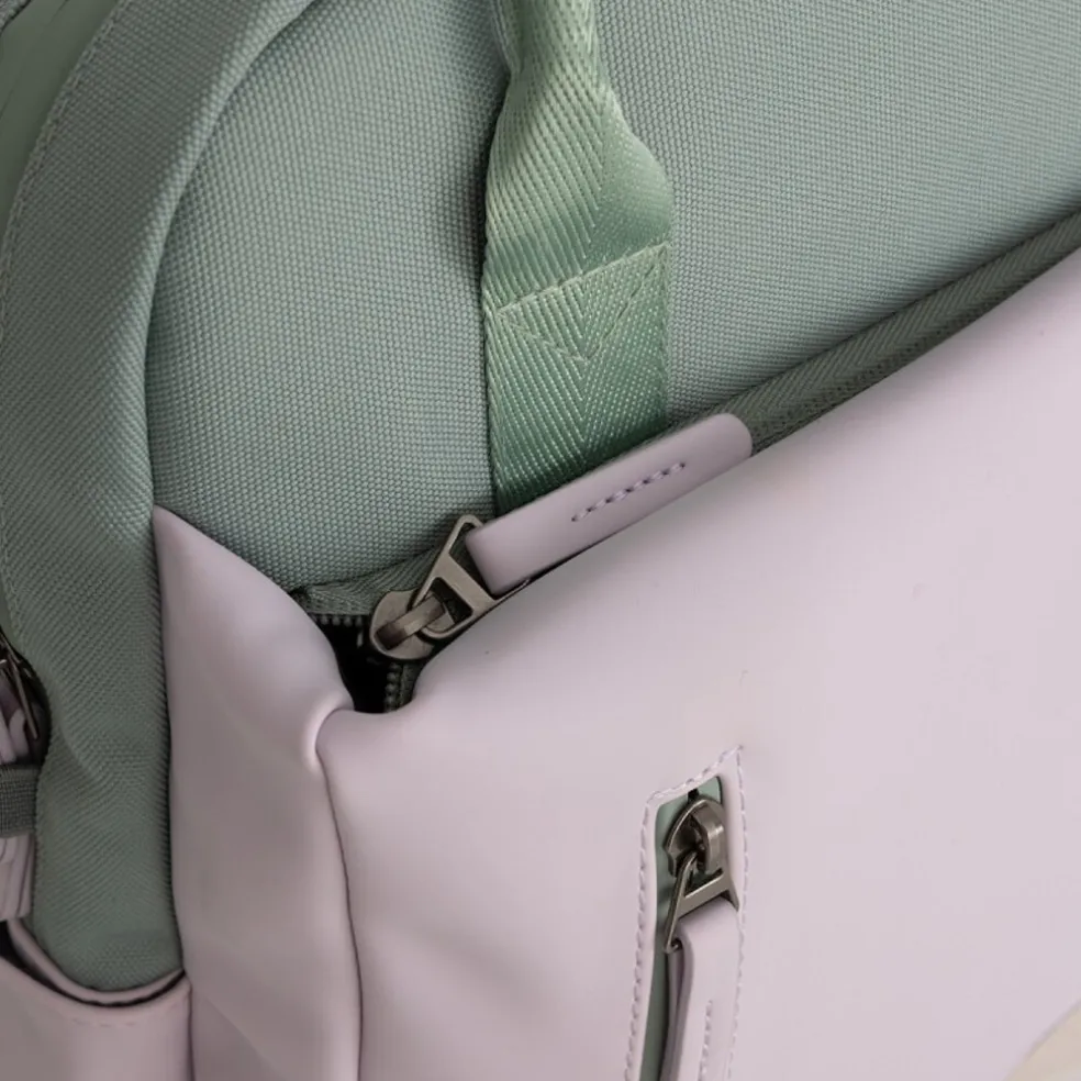 New Rebels Ferron Miami Rucksack 9L Wasserabweisender Laptop Rucksack 13 Zoll für Arbeit und Schule aus PU Nylon Bequem Lila