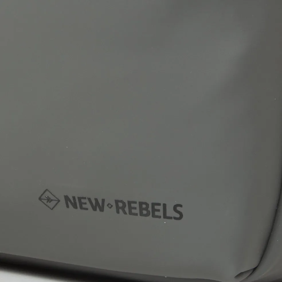 New Rebels Harper Providence Anthrazit 12L Rucksack Wasserabweisend Laptop 11.6"