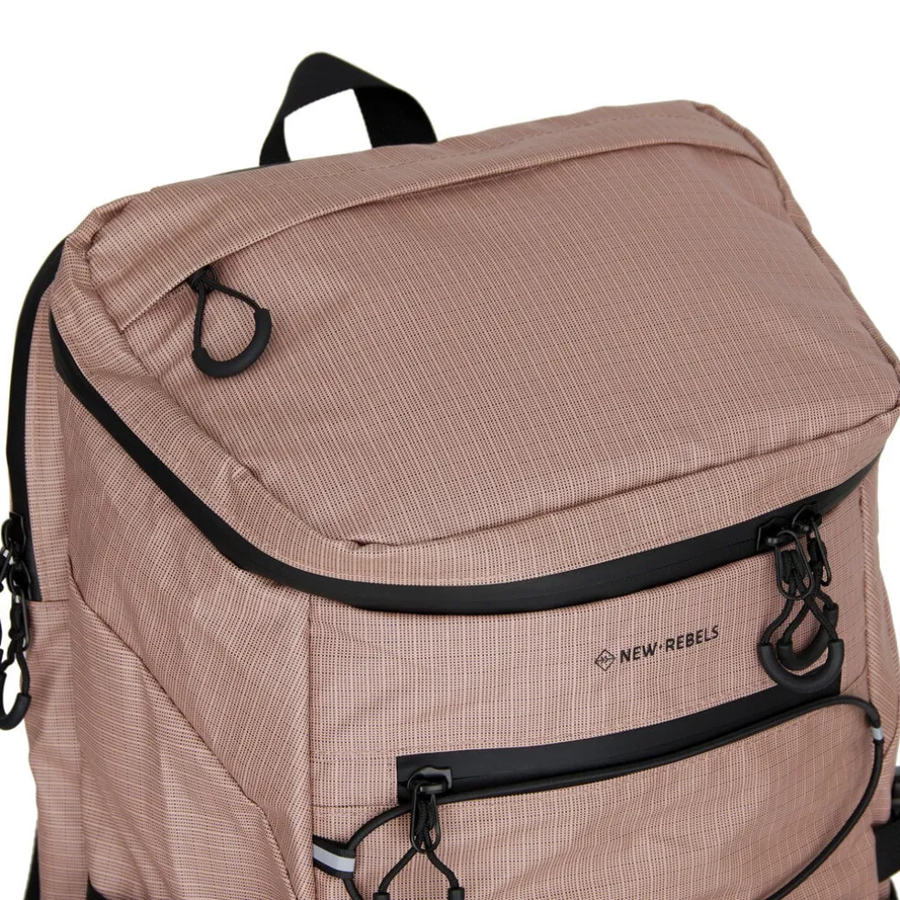 New Rebels Hugo - Eastvale Rucksack Old Pink 23L wasserdicht leicht geräumig