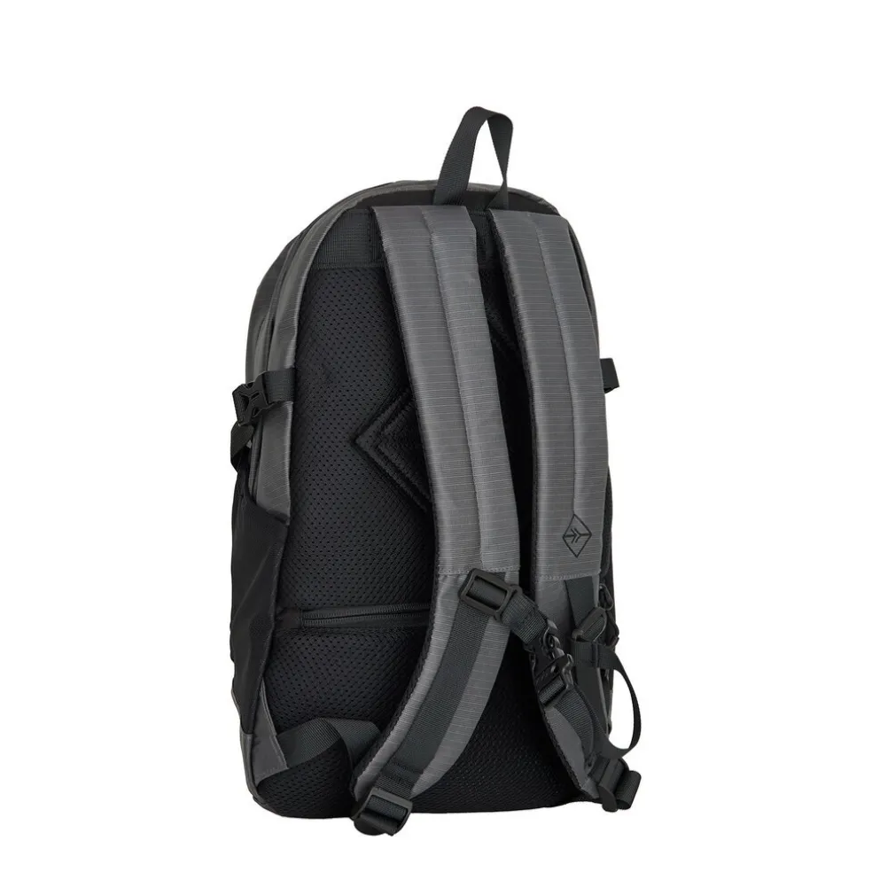 New Rebels Hugo Brentwood Wasserdichtes Leicht Rucksäcke Wandern Rucksack 11 Liter Schwarz