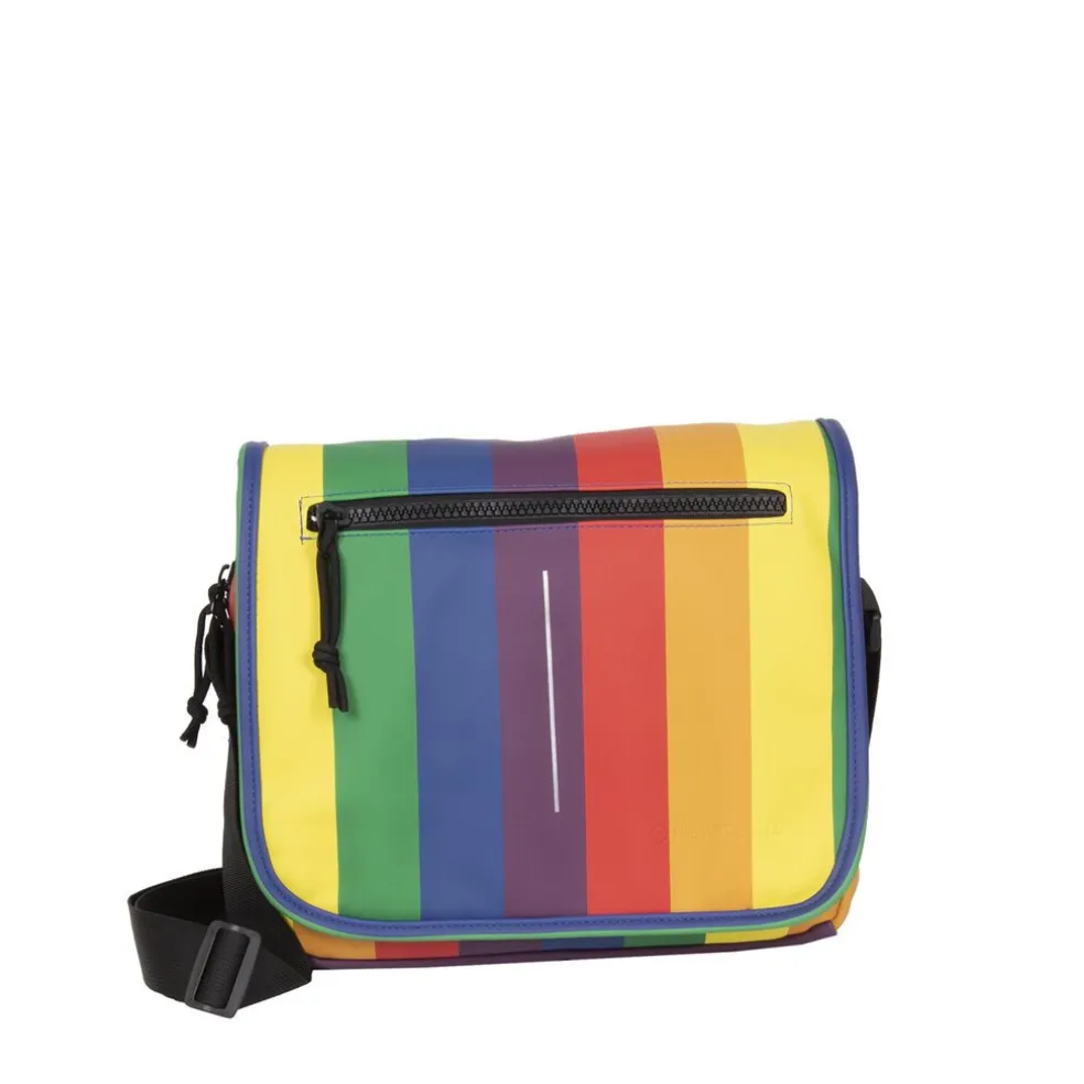 New Rebels Mart Bronx Regenbogen 8L A4 Umhängetasche mit Überschlag Wasserabweisend