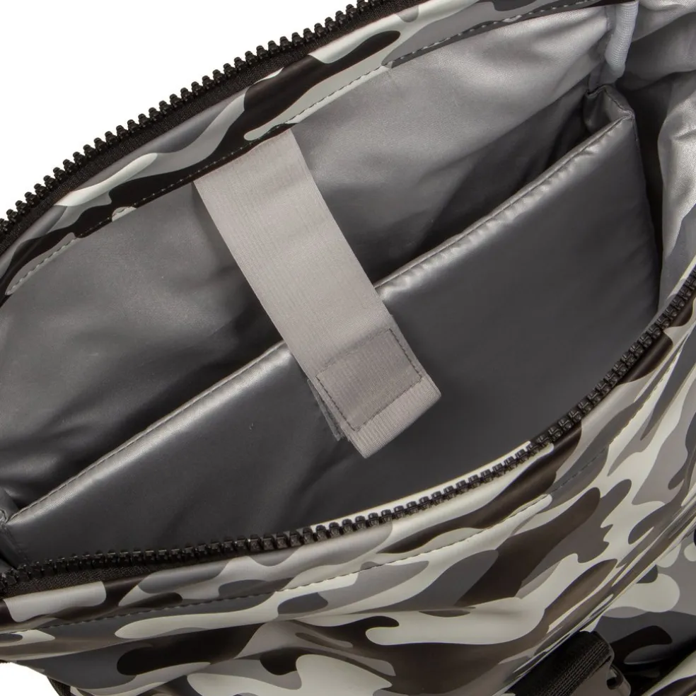 New Rebels Mart New York Camouflage Army 21L Rucksack Rolltop Wasserabweisend Laptop 15.6"
