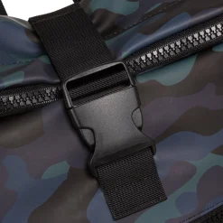 New Rebels Mart New York Camouflage Army Dunkel 21L Rucksack Rolltop Wasserabweisend Laptop 15.6