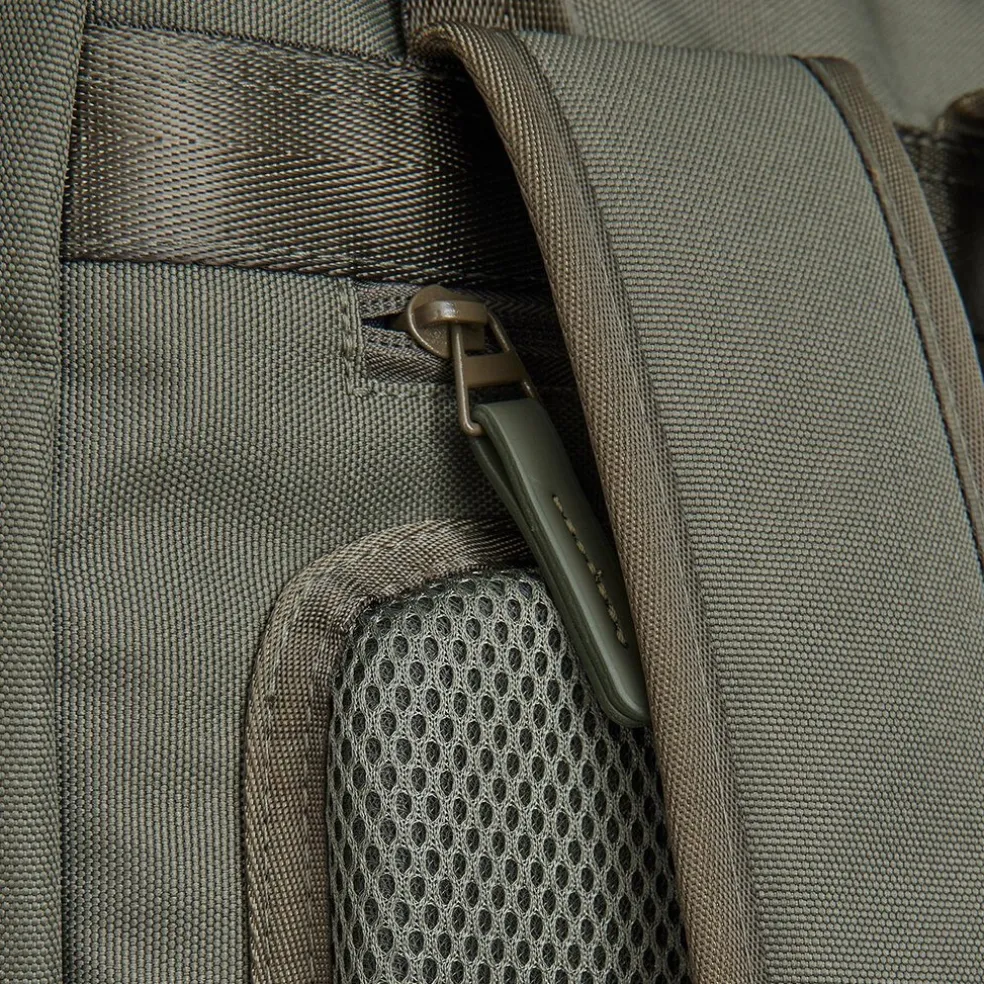 New Rebels Ribbi Milwaukee – Laptoptasche Schultasche Arbeitstasche 15,6 Zoll Laptopfach Rucksack Rib Fabric 18L Sage Green