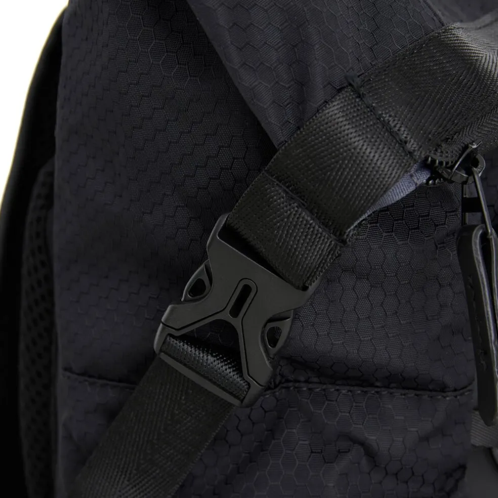 New Rebels Trondheim Windsor Rolltop Rucksack Schwarz